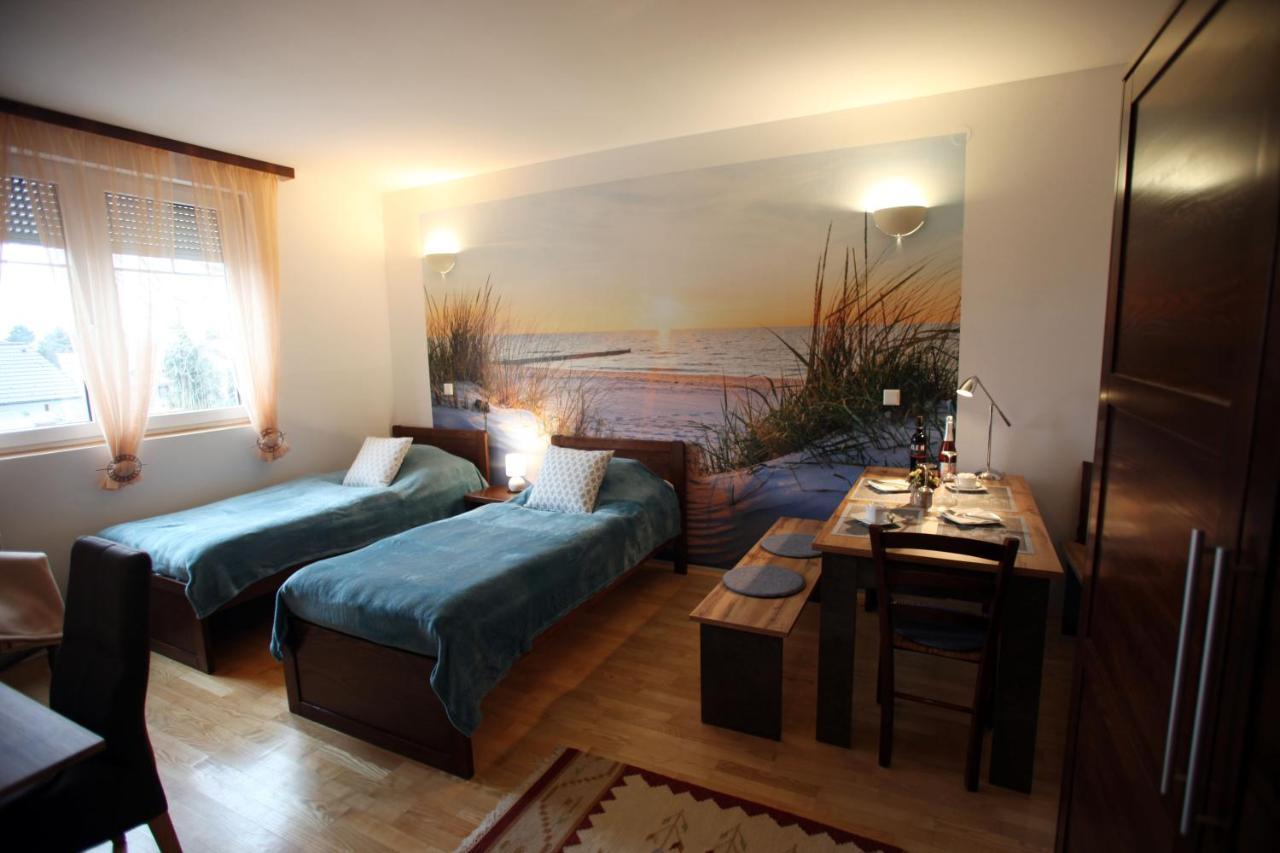 Landhaus Klambauer Ferienapartments Thermennaehe St Martins Therme Фрауенкирхен Екстериор снимка