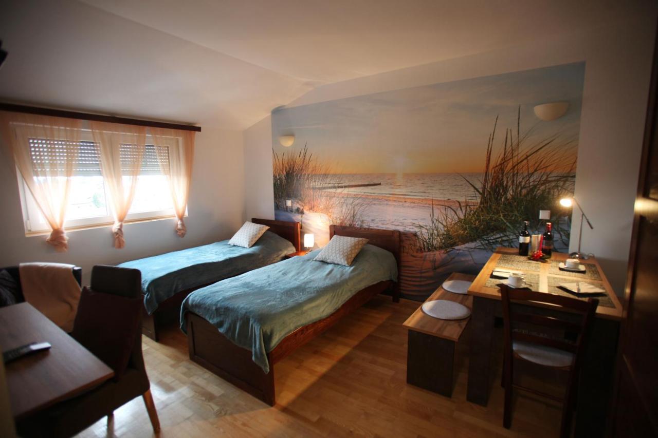 Landhaus Klambauer Ferienapartments Thermennaehe St Martins Therme Фрауенкирхен Екстериор снимка