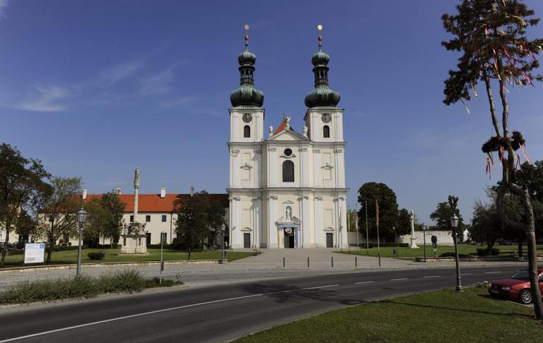 Landhaus Klambauer Ferienapartments Thermennaehe St Martins Therme Фрауенкирхен Екстериор снимка